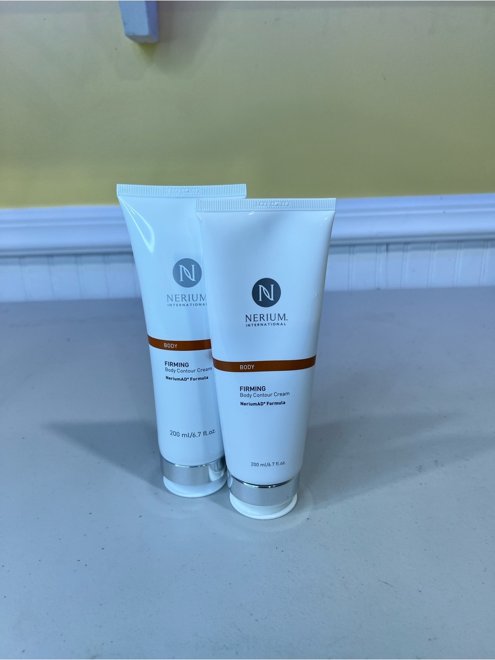 Nerium Firming Body Contour Cream - White with Brown Band